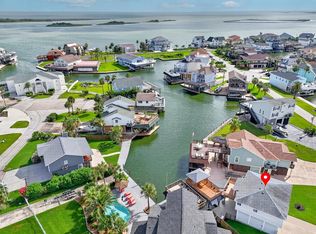 1751 Tiki Dr, Tiki Island, TX 77554