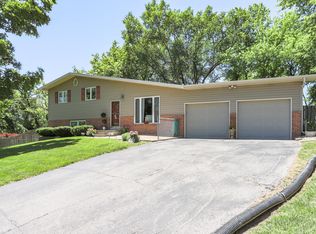 355 Highland Acres Loop, Council Bluffs, IA 51503