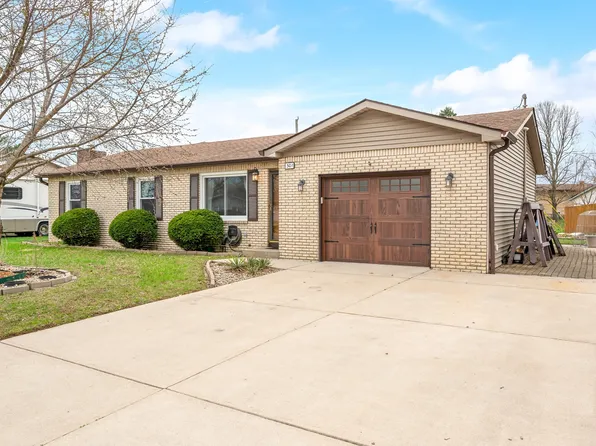 301 Lancelot Dr, Franklin, IN 46131
