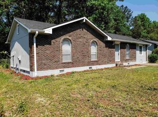 6141 Fieldcrest Dr, Morrow, GA 30260