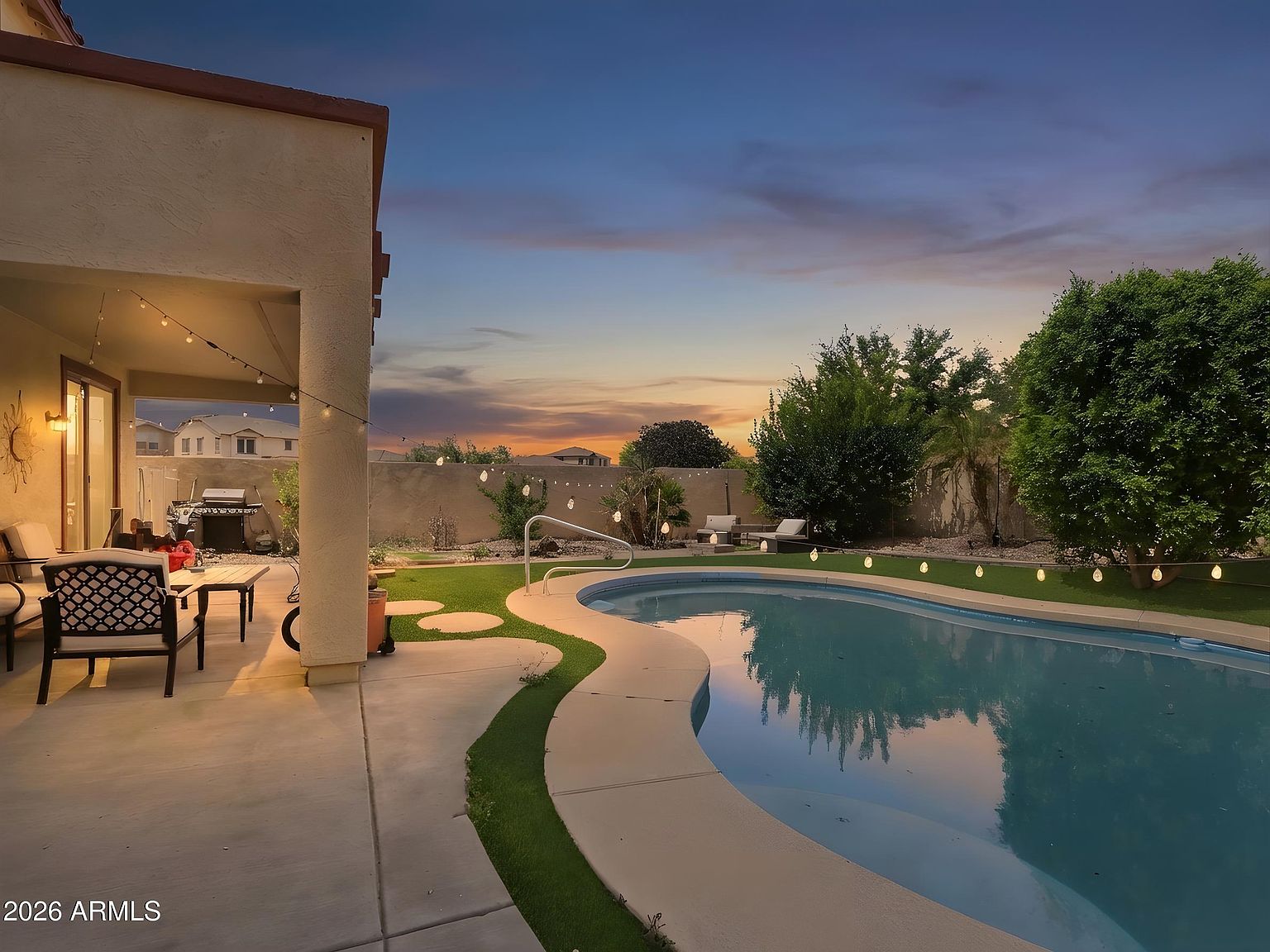 16464 W HONEYSUCKLE Drive, Surprise, AZ 85387 | Zillow