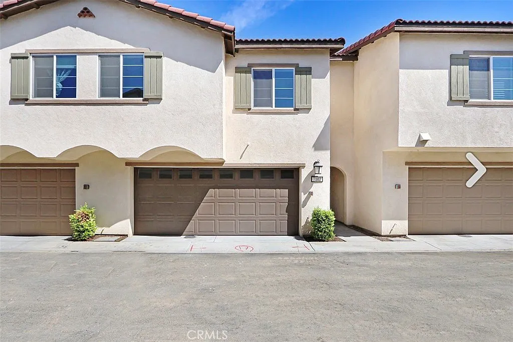 3 bed, 1567 sqft, $3,000 — Photo 1
