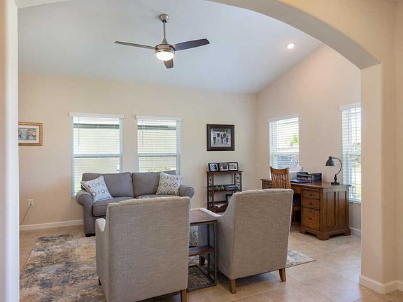 4th image of 599 Easton Forest Cir SE
