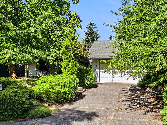 3rd image of 1110 NE 98th Ave