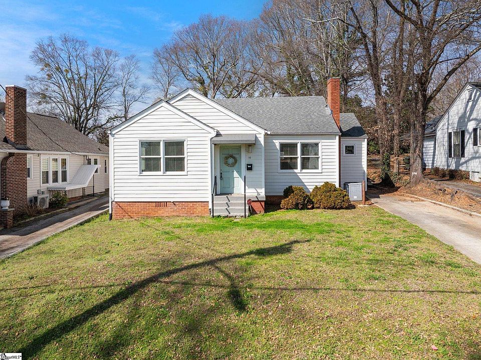 1st image of 10 Waccamaw Ave