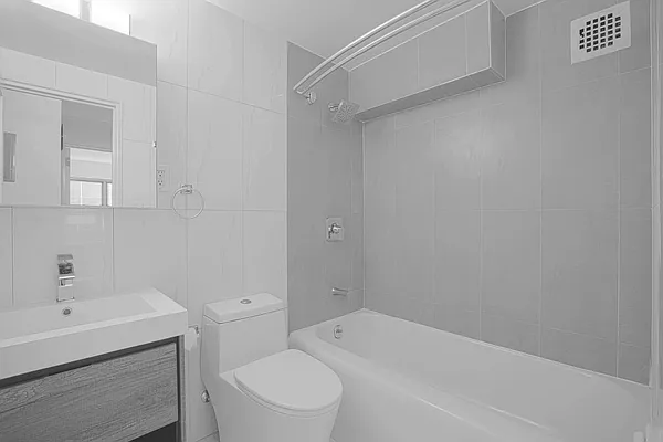 Rented by Avenues Real Estate | media 17