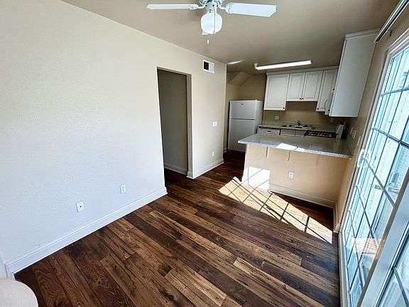 2nd image of 1490 McKenzie St #412d79992