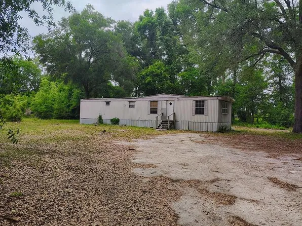 1863 NE 512th Ave, Old Town, FL 32680