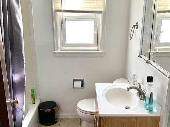 5th image of 1502 E Park Ave