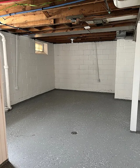 9936 Montrose St — Photo 25