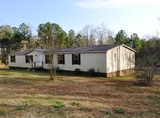 438 Daniels Creek Rd, Sanford, NC 27330