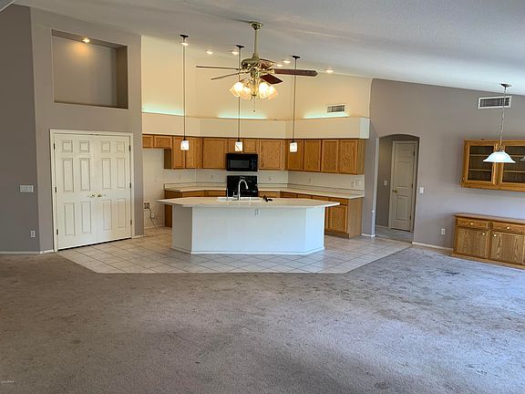 3rd image of 8415 W Alex Ave