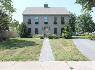 211 W Washington St, Sackets Harbor, NY 13685
