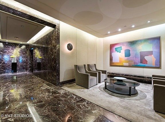2nd image of 950 N Michigan Ave APT 4203