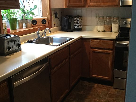2nd image of 18 Green Meadow Dr