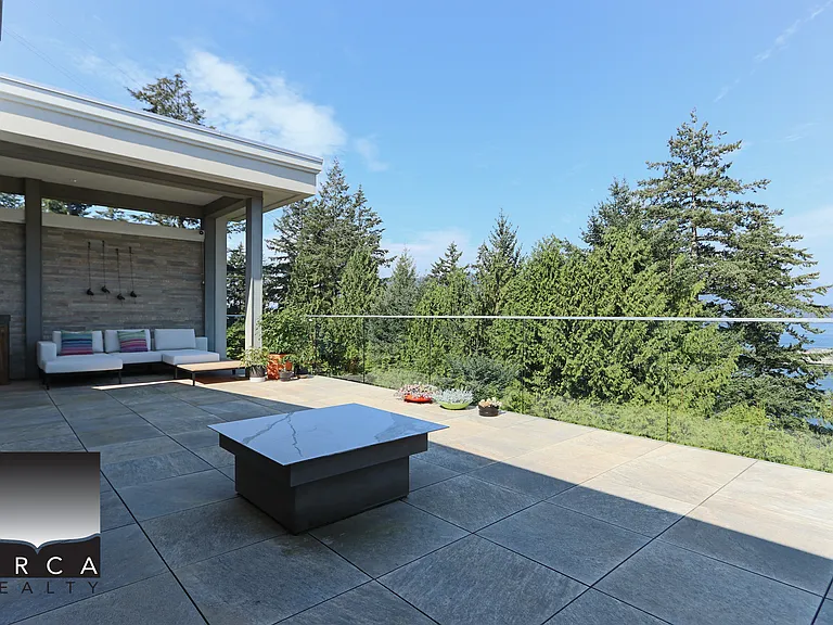 6173 Nelson Ave — Photo 13