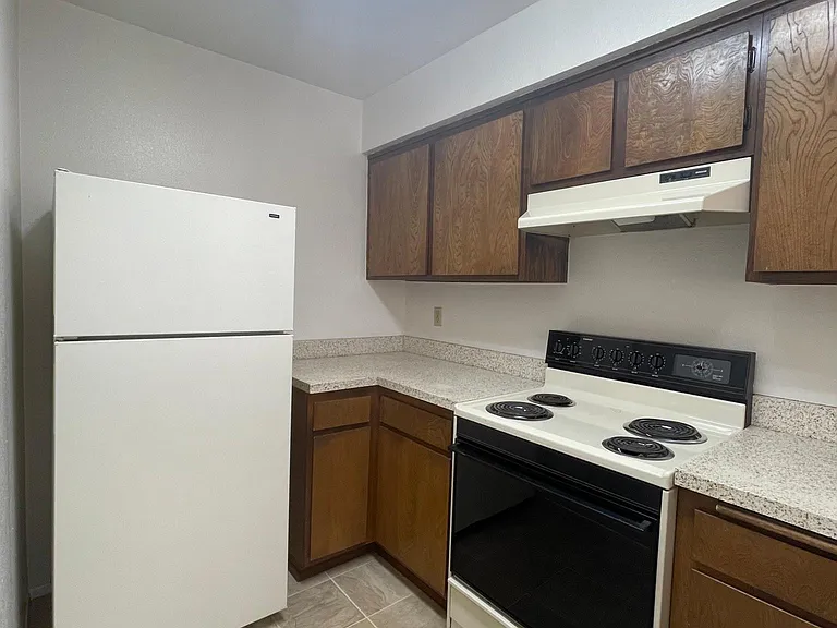 1333 Caminito Gabaldon #C — Photo 4