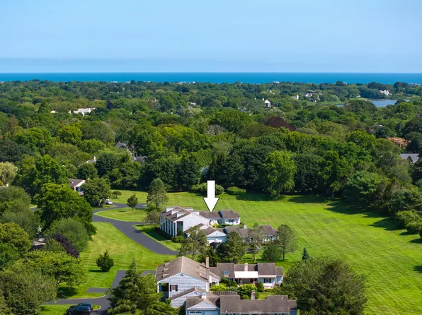 20 Saint Andrews Cir, Southampton, NY 11968