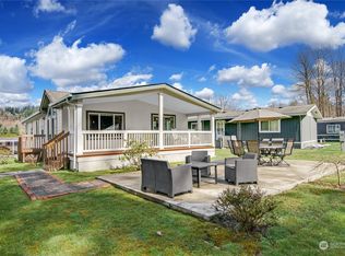 15293 Oak Dr, Renton, WA 98058