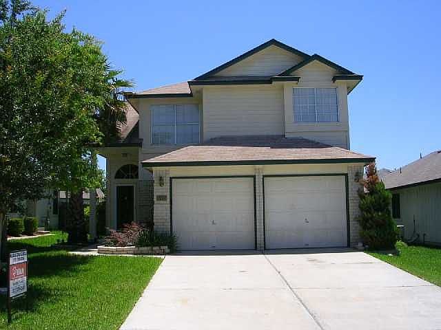 17415 Rannoch Dr