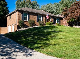 11915 Springmeadow Ln, Goshen, KY 40026