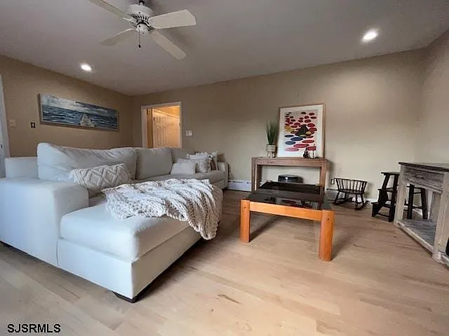 304 N Lancaster Ave — Photo 4