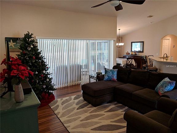 3rd image of 1124 Byxbee Ct