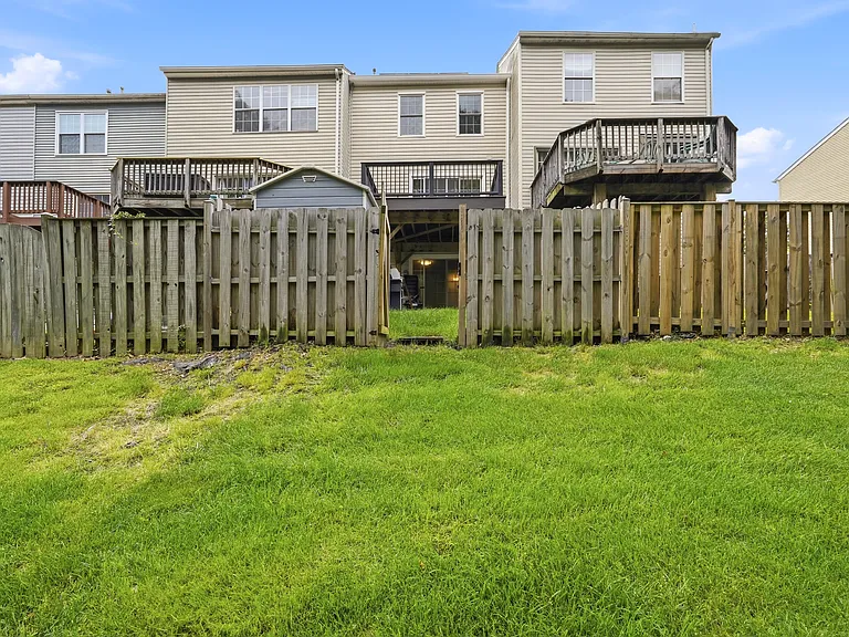 12320 Granada Way — Photo 22