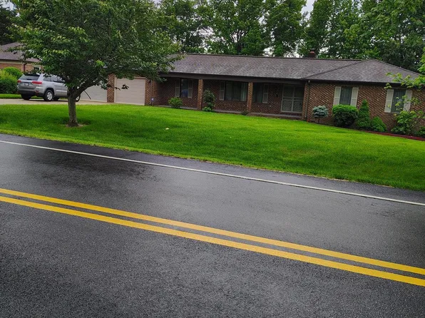1412 Albert Dr, Bowie, MD 20721