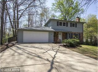 4816 Willet Dr, Annandale, VA 22003