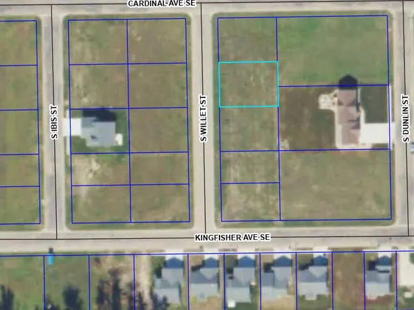 809 S Willet St, Aberdeen, SD 57401