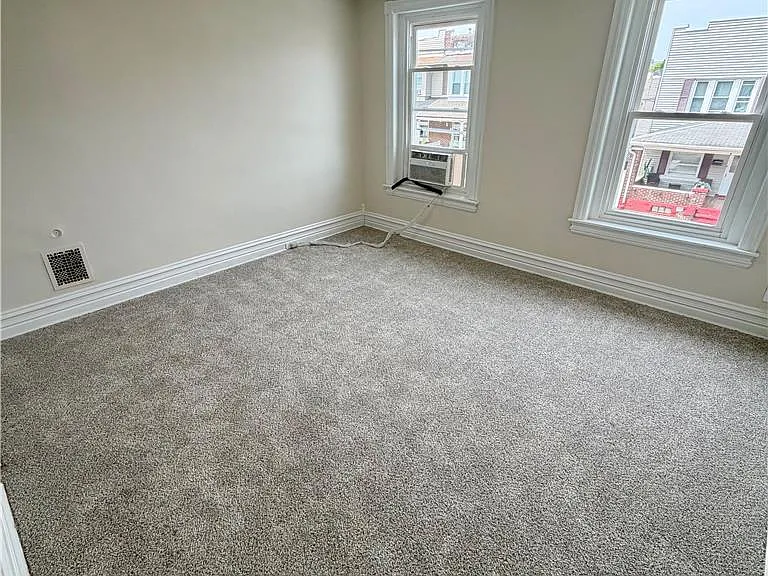 129 N Ellsworth St — Photo 17