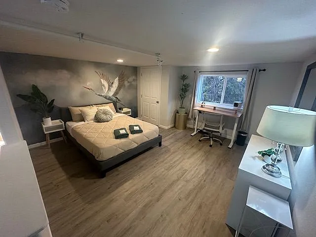 702 S 48th Ave — Photo 29