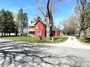 639 W Lemon Creek Rd, Baroda, MI 49101