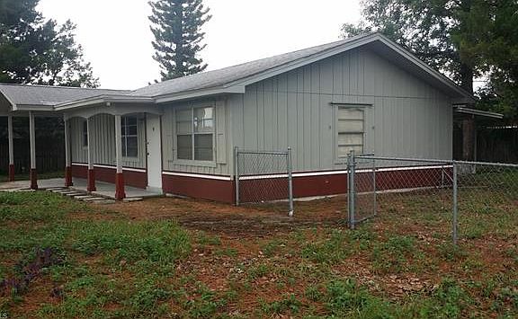 3rd image of 475 Valley Dr