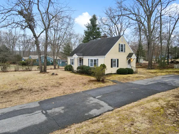 13 Beckwith Street, Killingly, CT 06239
