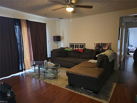 3rd image of 113 Davenport Ct Unit 2