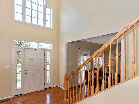 4th image of 5706 Meyer Ave