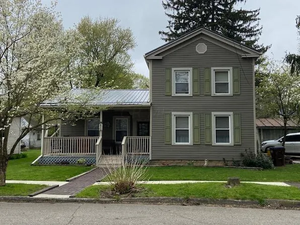27 N High St, Croton, OH 43013
