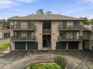 1820 W Highland Ave APT D, Elgin, IL 60123
