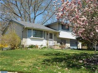 18 Albert Rd, Glendora, NJ 08029