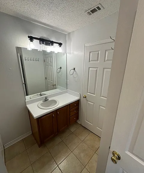 4660 Dove Way — Photo 18