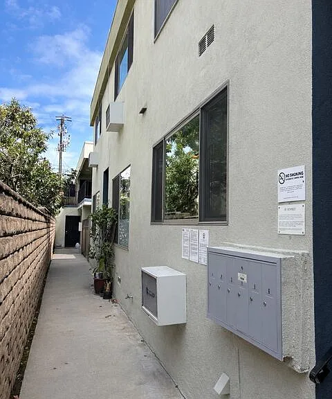 1433 Euclid St #5 — Photo 8