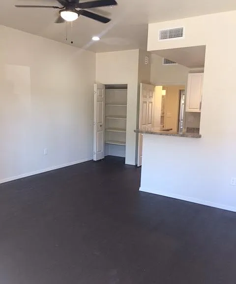 Eastridge Apartments — Photo 43