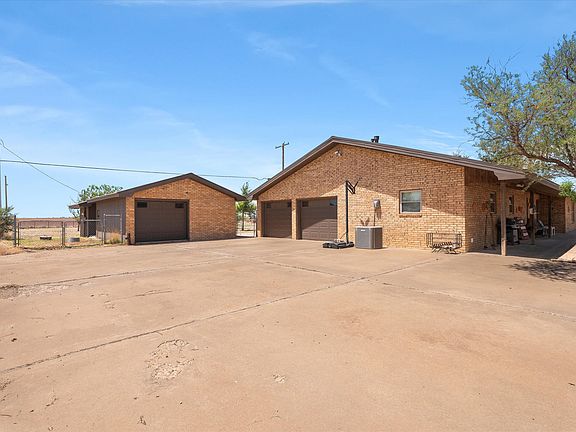 4th image of 881 N Us Highway 385