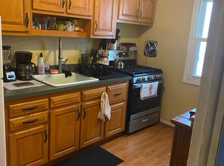 10 Fairview Dr APT 3, Danbury, CT 06810