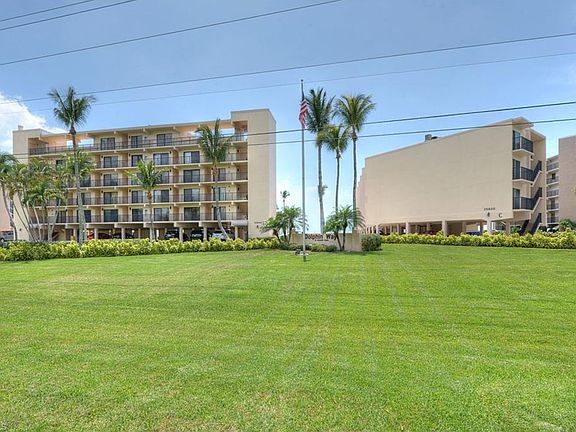 4th image of 25830 Hickory Blvd APT 208