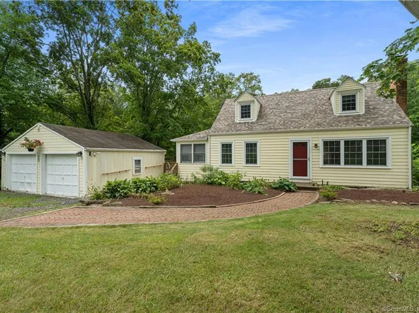 529 Horse Pond Road, Madison, CT 06443