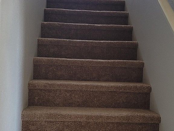 5th image of 6001 Picture Rock Pl NW