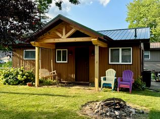 10880 3rd St, Stanwood, MI 49346